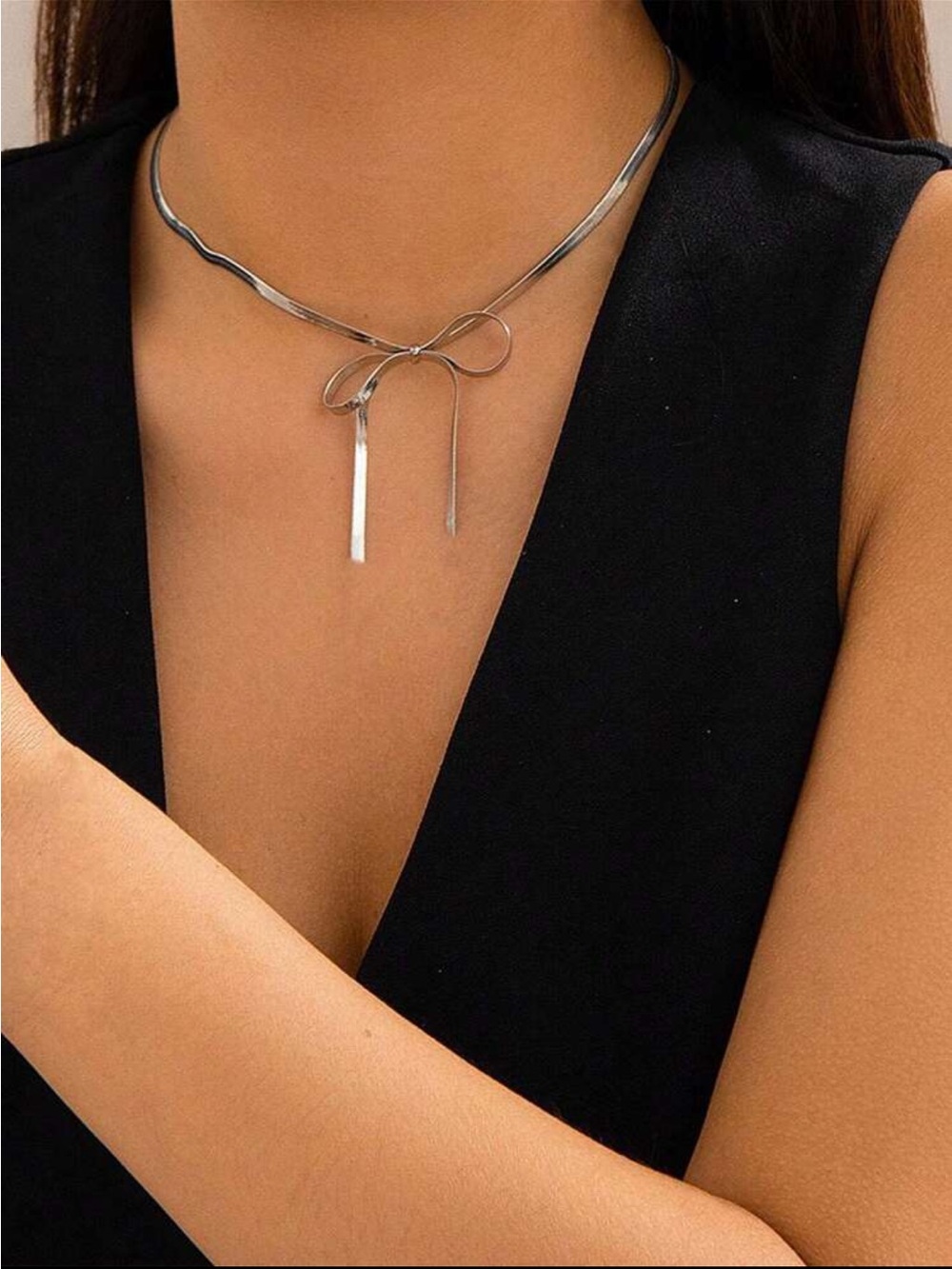 Minimalist Silver Bow Lariat Necklace NEW 🏷️